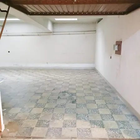 Apartment Flat *